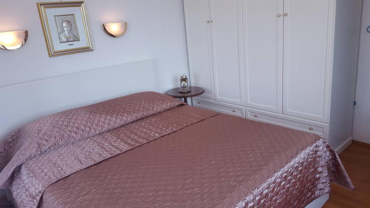 פירובאץ Apartment Sara מראה חיצוני תמונה
